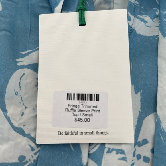 New with tag Voy Fringe trimmed ruffle sleeve print top size small - Picture 5 of 6